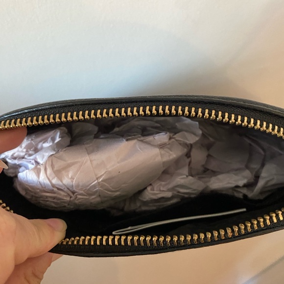 Kate Spade: Peggy Purse in Black - Picture 6 of 9